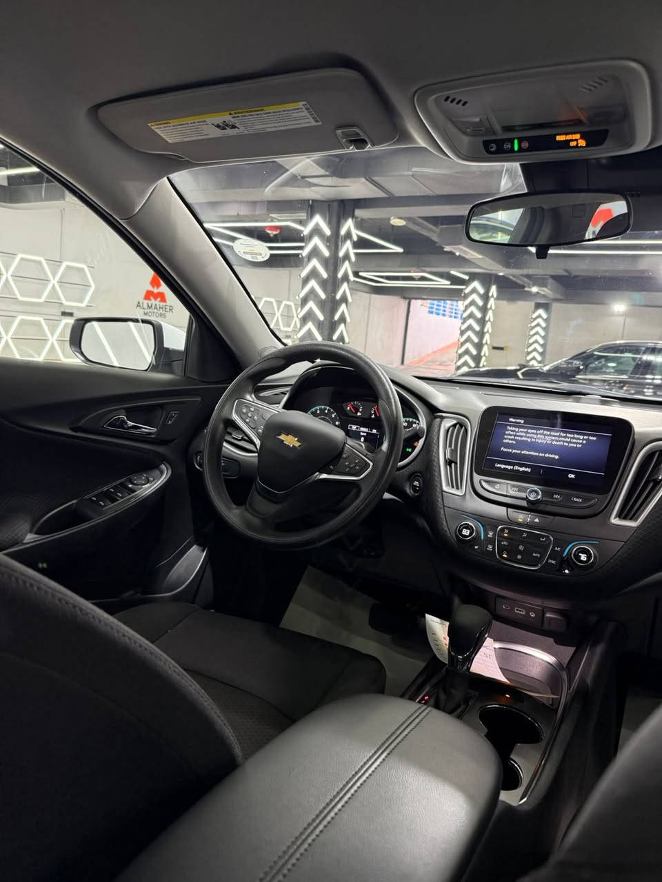 ماليبو 2023 بدون صبغ 
السعر اكتب رقم 1 ويجيك رد ذاتي
المواصفات LT 
كشن كهرباء 
بصمة 
شاشة 
كامرة دوارة 
تدفئة كشنات  
لد نهاري 
بدون صبغ  رقم الشاصي والصور مرفقة مع الصور 
عنوان السيارة اربيل شركة حسين عبدالكريم قرب فرع الشحن 
للاتصال ..***********..***********
