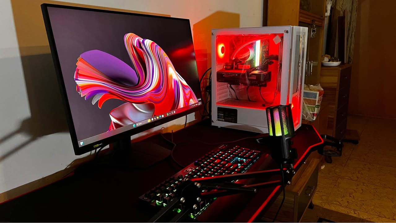 البيسي:
 RTX 4060 Ti
  i7 12700
 64GB RAM 
 1TB NVMe 
liquid cooling تبريد مائي

الملحقات:
 شاشة MSI 27
 مايك
 كيبورد
 ماوس
وUPS
 كرسي قيمنك
 ميز قيمنك

الجهاز حالة ممتازة جدًا، استعمال قليل كلش، والكراتين موجودة.

السعر: 2,150,000 دينار مع كامل الملحقات البصرة, العراق


**إذا كنت صاحب هذا الإعلان وتريد حذفه لأي سبب، رجاءا أرسل رسالة إلى الدعم الفني**