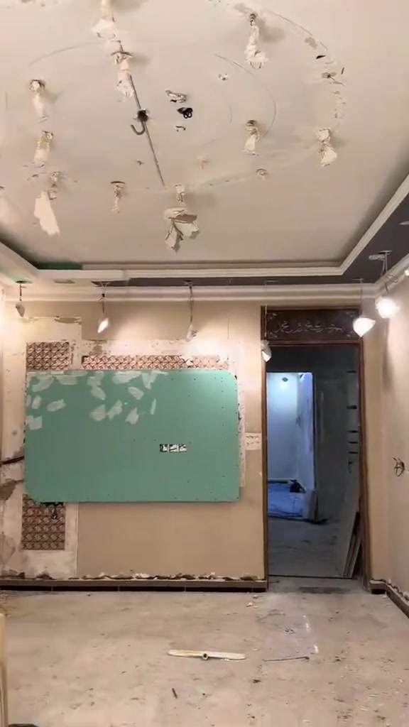 ✨ من الفوضى إلى الفخامة… فرق التفاصيل يصنع المعجزة ✨

شوفوا التحول الكامل بنفس الزاوية وبتصوير واحد 👌
قبل وبعد تنفيذ الديكور 🔥

✔️ تصميم عصري
✔️ تشطيبات مرتبة
✔️ استغلال ذكي للمساحة
✔️ تنفيذ بدقة وذوق

رضاكم هو شغلنا الحقيقي 🤍
للحجز والاستفسار راسلنا خاص 📩
او ***********

#ديكورات #قبل_وبعد #تصميم_داخلي #تشطيبات #ديكور_مودرن #ديكور_منازل #تحول_مذهل
