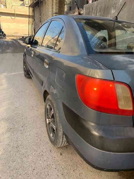 سلام عليكم كيه ريو موديل 
٢٠٠٦ سيارة نضيفه بيه طخات بسيطه معدلات عل بارد محرك ١٦٠٠ جديد بيع او مراوس بصفره حديث معه.الفرق يتصل *********** السعر ٧٥ بيه مجال
