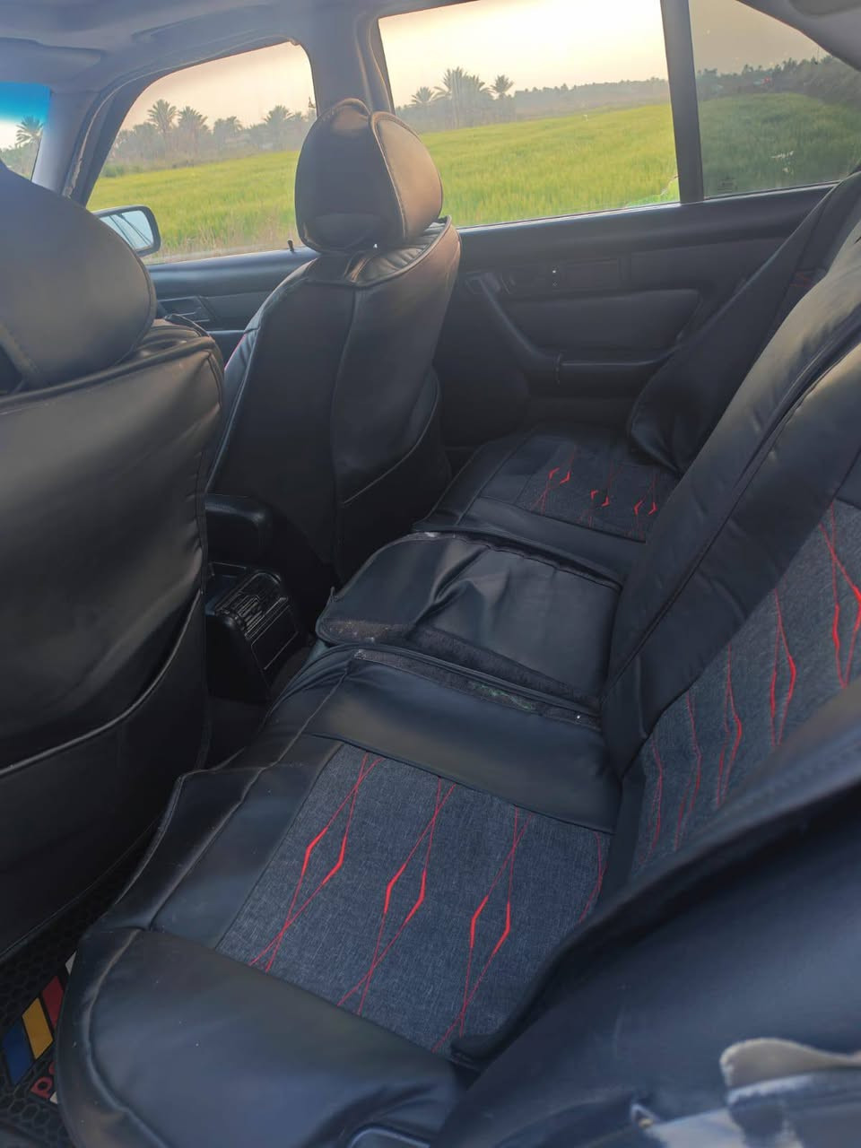 موديل ٩١ 
حجم ٥٢٥
مسكر فانوس 
تبريد جديد 
سياره حلوه 
اكتب السعر ٦٣ وبيه مجال
***********
