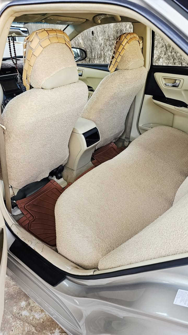 كاميري 2016
le
ماشيه 127
ضرر بس البنيد
كير محرك كفاله
داخل لونين
تخم تاير
باتري جديد
صدر جديد
السياره كامله كل نقص مابيها
السيارة شرط بدون اي دواخل
***********
