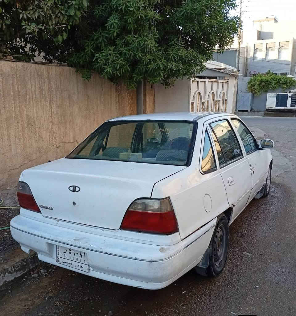 سلو موديل 96 سياره بدون صبغ كير عادي محرك بي خيط تبخير خفيف سياره شغاله وتمشي متنقص وحلوه السياره يرادلها ترتيبات بسيطه بااسمي تحويل مباشر هزه بيها السياره رقم بغداد السعر 27 وبيها مجال بسيط بغداد حي الاعلام *********** بغداد, العراق
