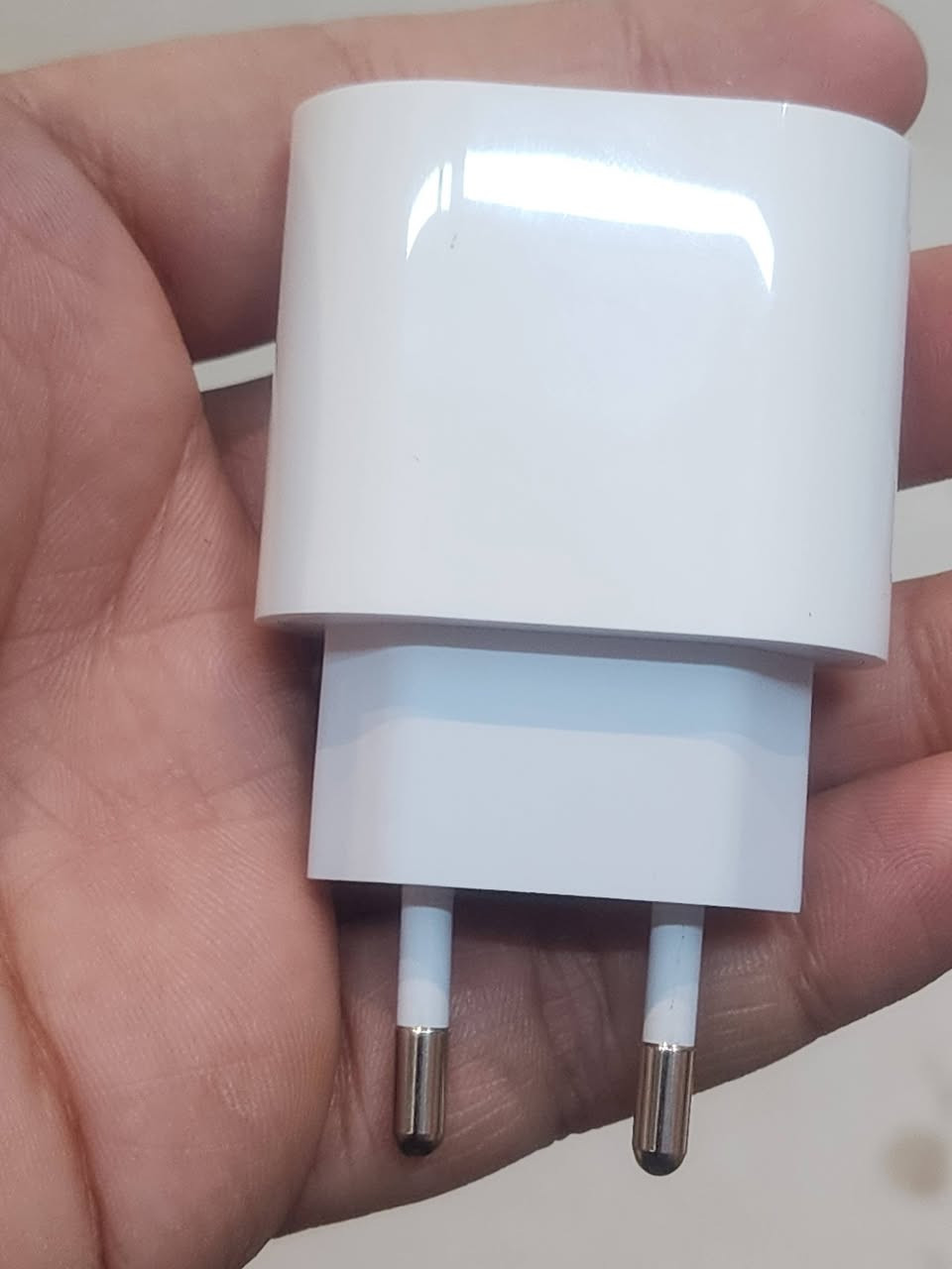 السلام عليكم متوفر 10 راس  شحن ايفون 20 واط 10 قطع وراس شحن واحد 35 واط دبل مخرج تايب سي 
راس الشحن الواحد وية التوصيل 13 الف


**إذا كنت صاحب هذا الإعلان وتريد حذفه لأي سبب، رجاءا أرسل رسالة إلى الدعم الفني**