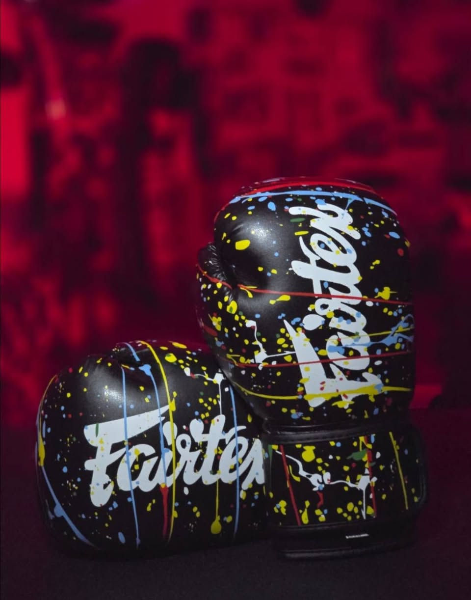 متوفر
اجنبي
تجهيز انديه رياضيه بأفضل وأحدث المعدات 
موجود كافة التجهيزات الرياضية
#رياضة
#أندية رياضية
#مستلزمات رياضه
#تجهيزات رياضية
#ملاكمة
#ايروبيك
#زومبا.....


**إذا كنت صاحب هذا الإعلان وتريد حذفه لأي سبب، رجاءا أرسل رسالة إلى الدعم الفني**