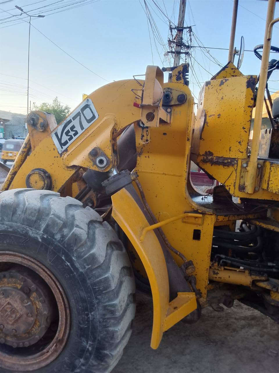 شغل كاوسكي موديل 81 عادي رقم الهاتف ***********
