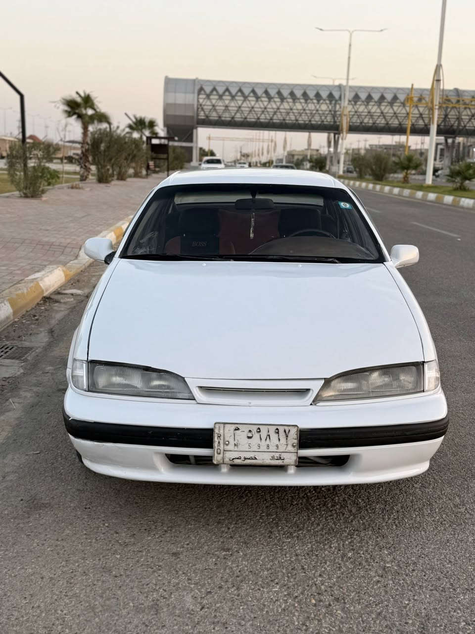 للبيع سياره برنس موديل ٩٤ لون ابيض رقم بغداد مشروع وطني سنويه ٢٩ شرط تحويل عقد مروري مباشر  محرك مكفول المفتوح المرغوب وكير اوتوماتيك سياره حلوه ونضيفه استخدام شخصي مال بيت  مكفولة من الضربه والخياس غرفه جديده وبطاين نضيفه كهربائيات كامله حتى اضويه داخليه حداديه وميكانيكيه منظومه بانزين جديده منظومه تبريد كامله نقص كمريسر تخم تاير ٥ ويل كب سياره مصبوغه عام لجماليه جديد تغفل سنتر لك  سياره مال جناي ومتصرف عليه الف دينار سياره كلشي يشتغل بيه مناقصه شي ترايك للبصره بيع نقد بدون مراوس اوقساط غير متواجد على الفيس العنوان الانبار فلوجه قرب سيطره الموضفين السعر ٤١ 
وبيه مجال بسيط حك جيه لتواصل اتصل على رقم مباشر ***********
