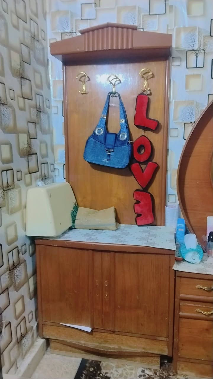 ملحقات غرفه نوم مع الدوشك ب 200 وبيها مجال بسيط اي ضرر مابيها


**إذا كنت صاحب هذا الإعلان وتريد حذفه لأي سبب، رجاءا أرسل رسالة إلى الدعم الفني**