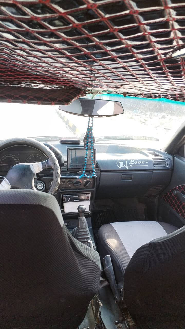 سياره مستبوشي لانسر موديل90 سنوية جديد. السعر 27 بيها مجال. 
كاربون بانزين مامسجل.  محرك بروتون .خير م̷ـــِْن •اللّـہ̣̥  ؛***********
