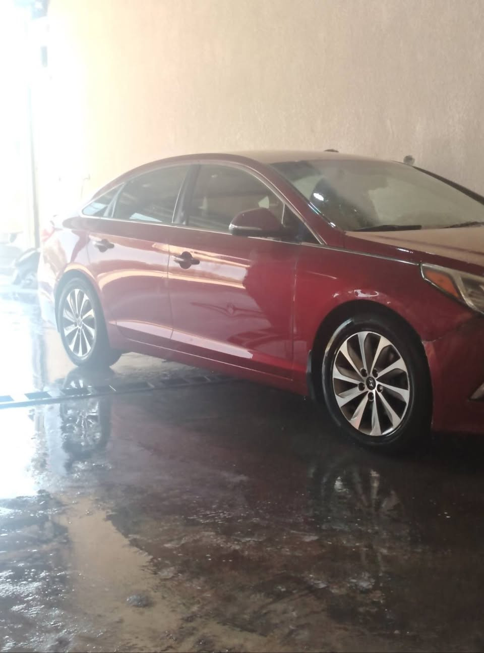 سوناتا ٢٠١٥ ورد امريكي  ماشيه ١١٦
محرك ٢٤٠٠
الرقم بابل
الضرر دعاميه
السعر ١١٨
للاستفسار ***********
***********
