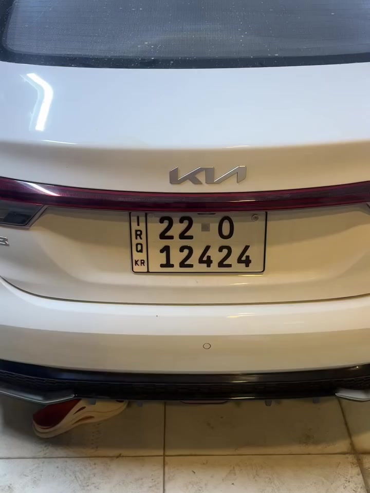 السلام عليكم
سستم صوت متكامل تفليش للسياره 

سماعات 120 واط نوعيه ممتازه 
سابوفر 1000 واط 
بوكس سابوفر وزن ثقيل 
امبلي فاير 1000 واط 4 جنل يتحمل السستم كامل 
اسلاك السستم كلها كامله من فيوزات و توصيلات 
 
السعر ٣٥٠ الف 
العنوان بصره ***********
