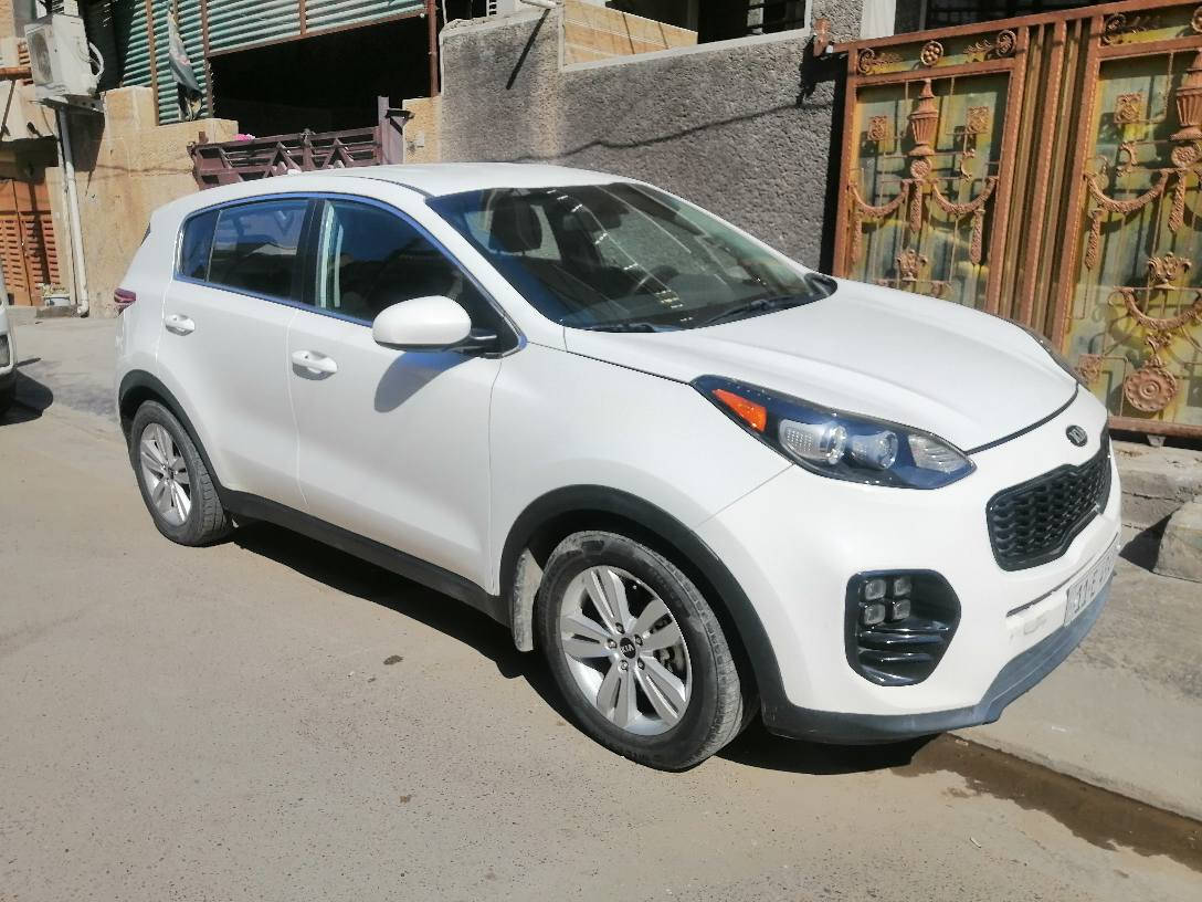 *********** 
سبورتج ٢٠١٨ امريكي رقم بغداد بسمي
حادثها فقط البنيد بدون دواخل بدون ارباك
مكينه كير تبريد صدر مكفولات تخم تاير جديد السعر ١٥٣ وبيها مجال مكان السياره بغداد الشعب *********** بغداد, العراق
