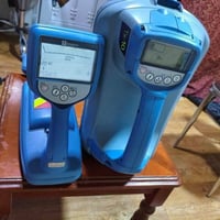 جهاز كشف الأنابيب والكابلات: هذا النظام هو جهاز تحديد المواقع الدقيق R...