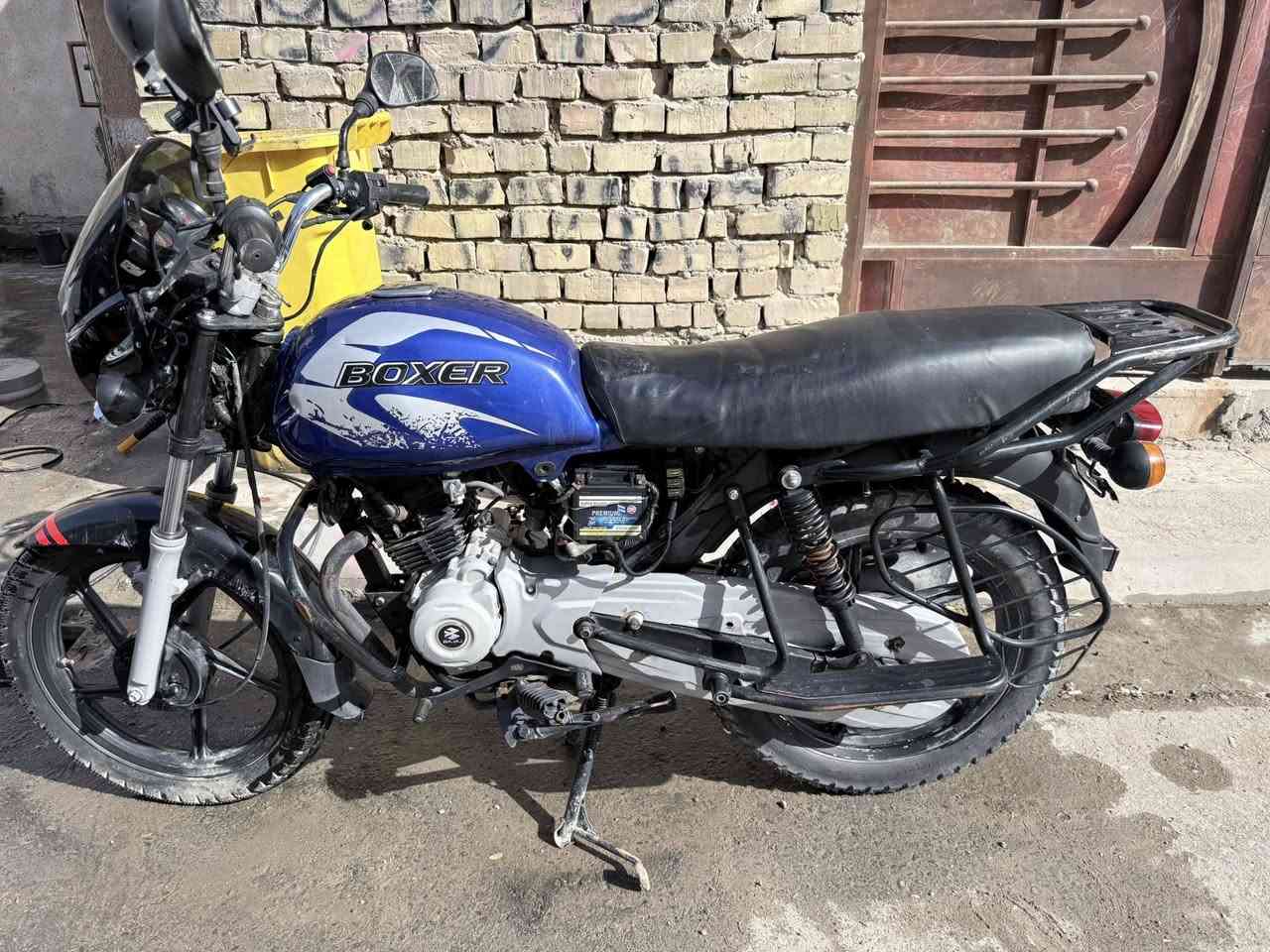 السلام عليكم
دراجه بوكسر كلاسك 2020
كامله مابيها اي نقص مكاني بغداد 
السعر مليون وبيها مجال 
للاتصال ***********
