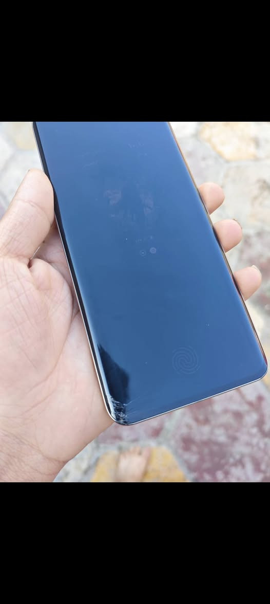 سلام عليكم ريلمي 13 برو بلاس ذاكره 512 زوم 120 وسرعت الشاشه 120 جهاز نضيف بس بي هاي الطقه مماثره علمس لا يجي واحد يكلي ابدله شاشه بيع او مراوس بكان ابو الشام


**إذا كنت صاحب هذا الإعلان وتريد حذفه لأي سبب، رجاءا أرسل رسالة إلى الدعم الفني**