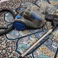 مكنسه كهربائيه