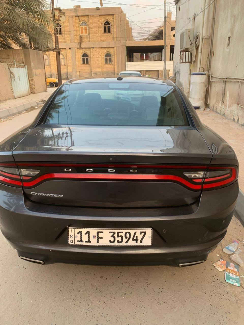 سلام عليكم شباب جارج موديل ٢٠١٩السياره جديده استخدام شخصي يعني مامشتغله خط وبل عافيه الي ياخذها شباب اني مكلف بل نشر هذا رقم رعيه وبسامه السياره ***********
