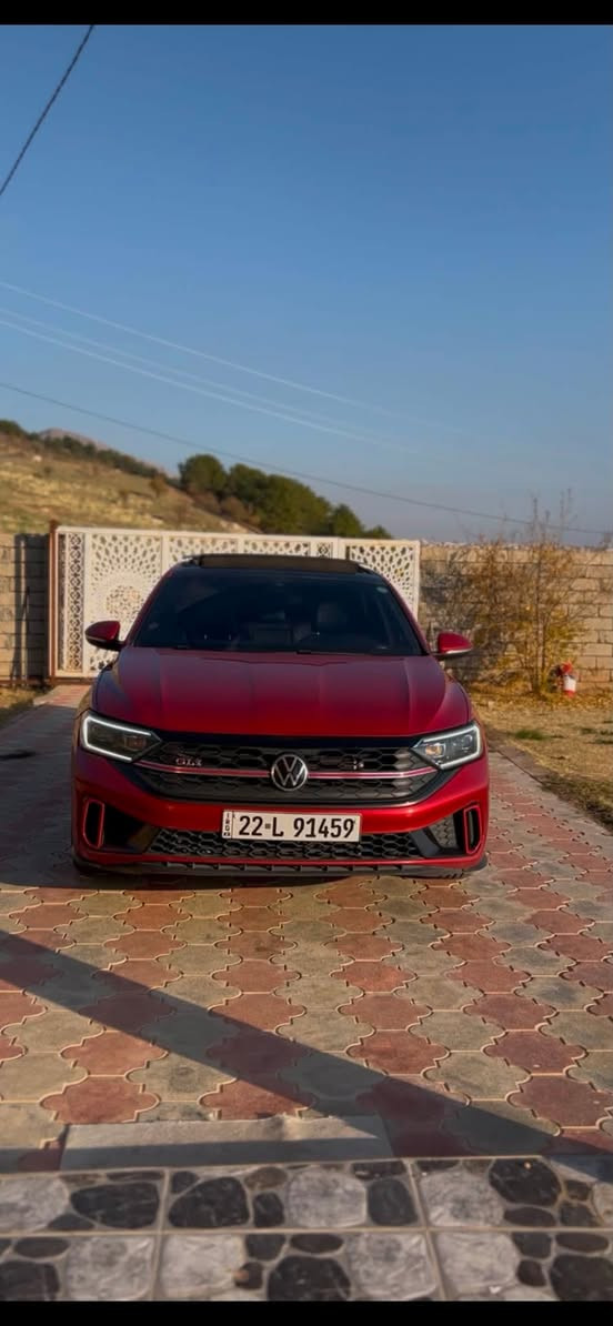 جيتا 2022 Gli اوتباين
كلين تايتل بيها طخة BDR فقط 
فول 1/1 اعلى مواصفات بالجيتا 

محرك ٢٠٠٠ توربو  ستيج 1 عليها برمجة امريكا وشوته K&N
. مقاعد جلد 
ابل كار بلاي وايرلس 
شاحن وايرلس
. بانوراما
شفتات بالستيرن+ تدفئة
ازرار الستيرن كلها لمس 
. كير dsg  رياضي ٧ نمر اوتو
كشنات خزن +تدفئة بالمقاعد
رادارات ٣٦٠ امامي خلفي جانبي 
كروز كونترول  ذكي وقيادة الية 
هاندبريك اوتو 
اوتو هولد
امبينت لايت ( انارة داخلية ١٠ الوان )
وكيج الكتروني
وسماعات beats 
رقم اربيل بأسمي هزه وفحص جديد 
وبعد هواي مواضفات مذكرتهن 
مكان السياره البصرة
***********
