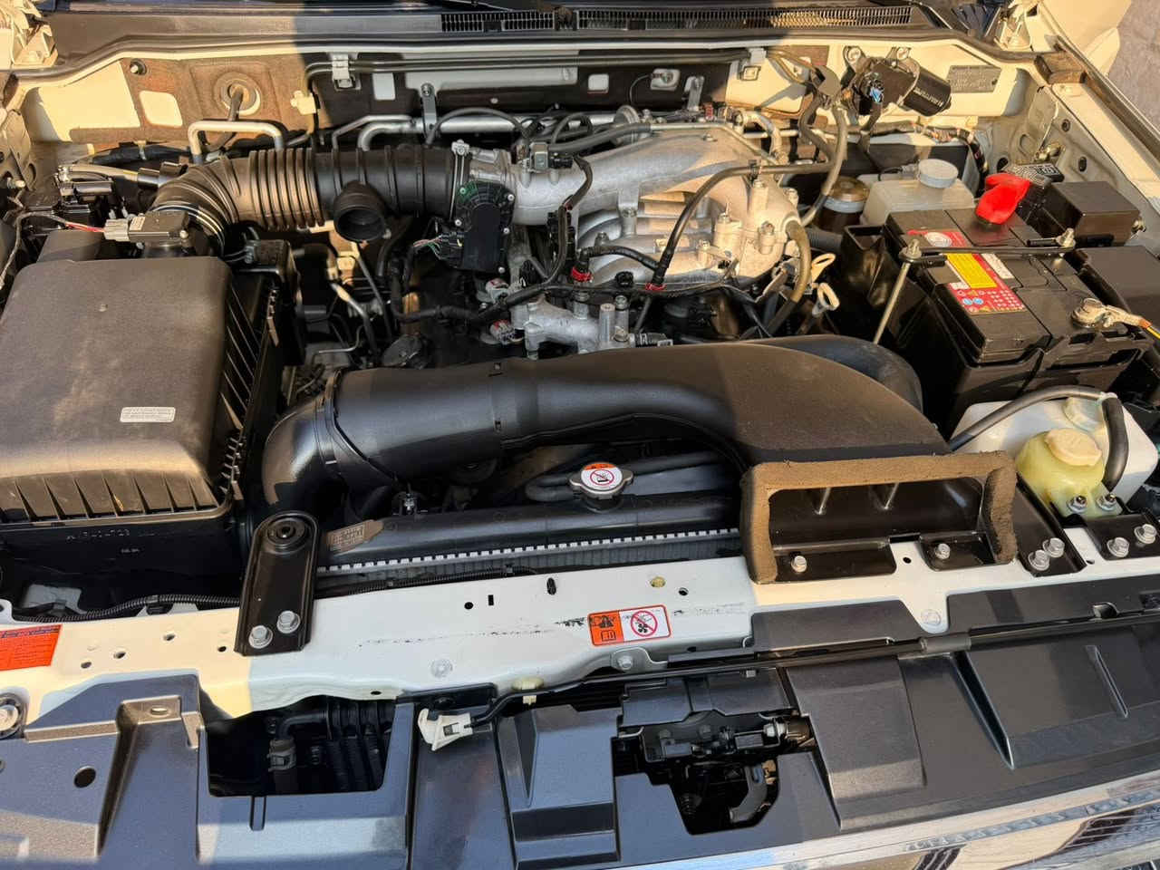 سلام عليك باجيرو فول موصفات واحد عل واحد موديل ٢٠١٩ سياره بعدها بحاله الوكال ماشيه ٢٤٢٠٠ بعديه زيرو سياره مكفول كفاله عامه من بارد و الصبغ والشخط سياره جديد بعنه الكلمه سياره جاهزه بسمي تحويل مباشر مكان بغداد السعر ب ٢٣٥ قفل 🔐 *********** الشراي ينتصل ويدلل
