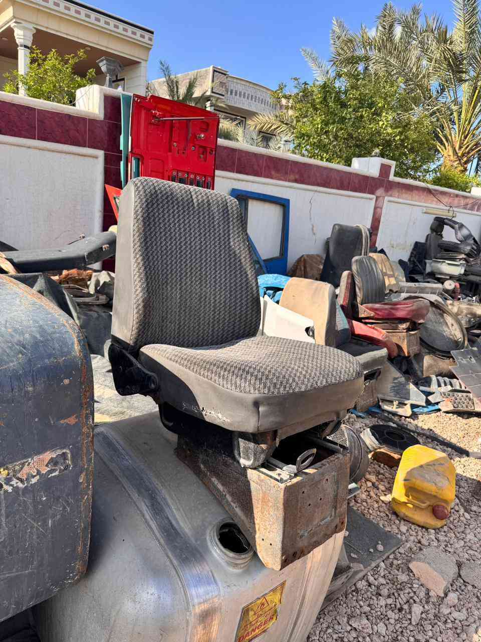 كشنات البي موديل 80
دركات البي 80
شمسيه البي 80
دركه مان صقر
صطاب ستيرن 
***********
الفلوجة البعلوان قرب مطعم كرم زرزور 
الجميع 
@إشارة
