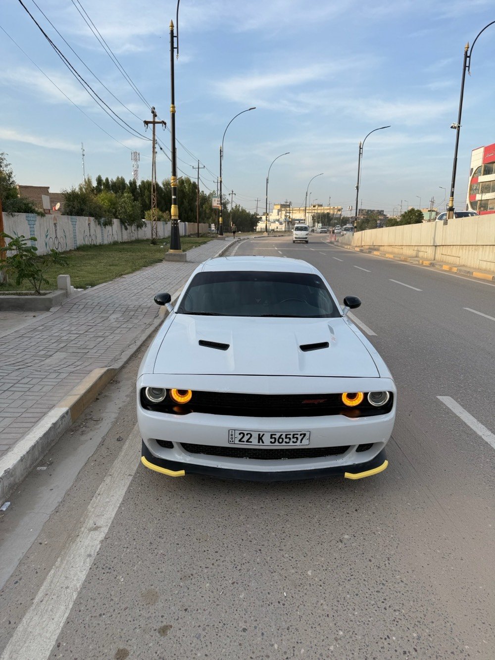 � للبيع فقط — جالنجر SXT موديل 2018 🔥

🎨 اللون: أبيض
📍 الموقع: محافظة بابل / مركز المدينة

✔️ رقم أربيل باسمي
✔️ سنوية لغاية 2030
✔️ 4 تايرات جديدة
✔️ حدادية أمامي وخلفي جديدة
✔️ السيارة جاهزة 100% بدون أي نقص

🚧 حادثها:
✔️ تبديل وصبغ البنيد
✔️ خشم الجاملغات الأمامية صبغ بدون تبديل
✔️ باب الراكب (ربع) صبغ بدون تبديل
✔️ كل قطع السيارة أصلية (فقط البنيد مبدل)

📌 وكالة أو مداور — متوفر

📸 صور الحادث + رقم الشاصي موجودة بالمنشور

📞 ***********
📱 واتساب نفس الرقم

السعر 148 وبيها مجال 