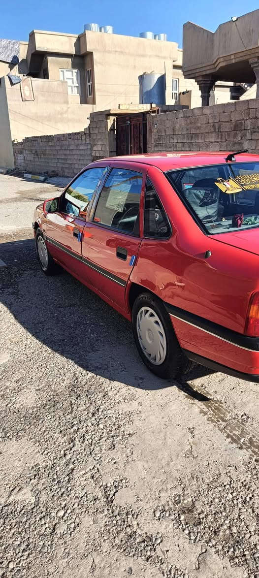 السلام عليكم اوبل فكترا موديل 91 حجم 16دوش سنويه 2030 رقم دولي شرط التحويل  محرك وكير بل شرط  لا تبخير ولا تنغيص قفل مركزي دفتر بانزين شاشه دايمون سماعات 4 مال الانترا تايرات جدد صدر شرط السياره كلها بلاد مال جناي مكان السياره كركوك قضاء الحويجه حي العسكري  السعر 45 بيه  مجال طكه خابرني *********** ودلل كركوك, العراق
