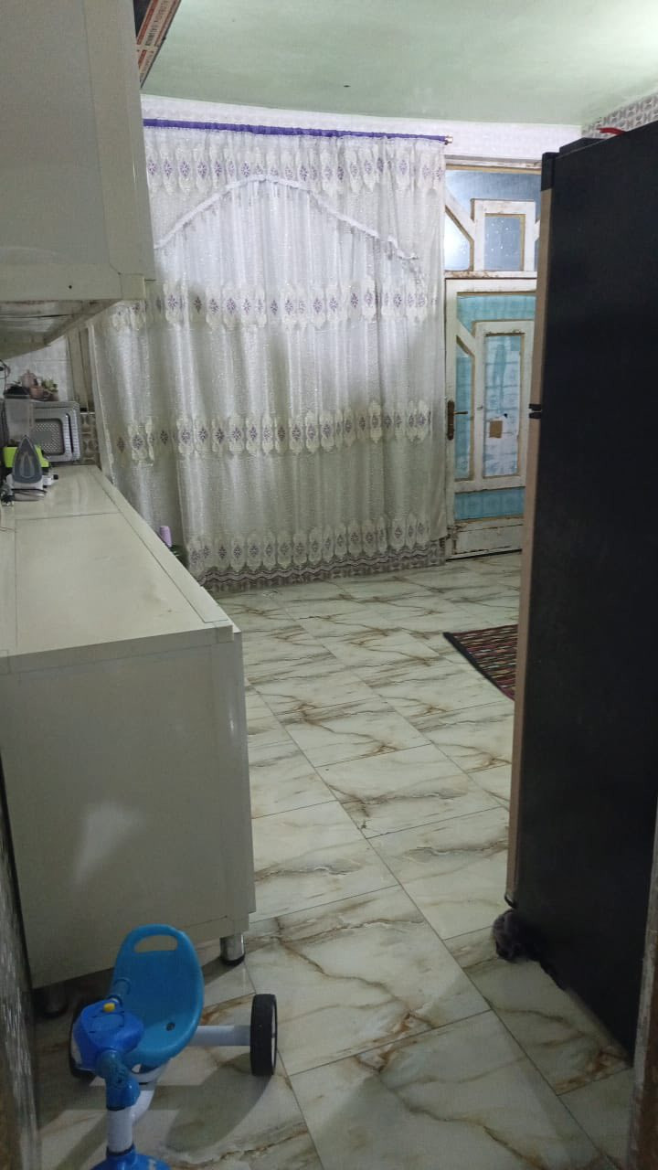 ((تحية طيبة ومعطرة بالصلاة على محمد وال محمد))
،،دار سكن طابو زراعي الخماس للبيع ،،

المساحة / ٢٠٠ متر الوجه ١٠متر والنزال ٢٠متر 

#طابق واحد  (بلوك )غرفتين نوم وصالة واستقبال ومطبخ وصحيات وكراج وحديقة ،،

الموقع/ الخماس شارع المجسر 

السعر /  ٤٢ مليون وبي مجال بسيط 

للاستفسار/ *********** /  ***********
