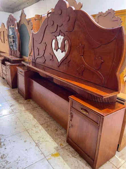 غرفه ام5صاج وجهين كامله نضافه فول سعر550ميسان العوفيه نهايه شارع سوك ألأخضر مجمع الحمراني ***********
