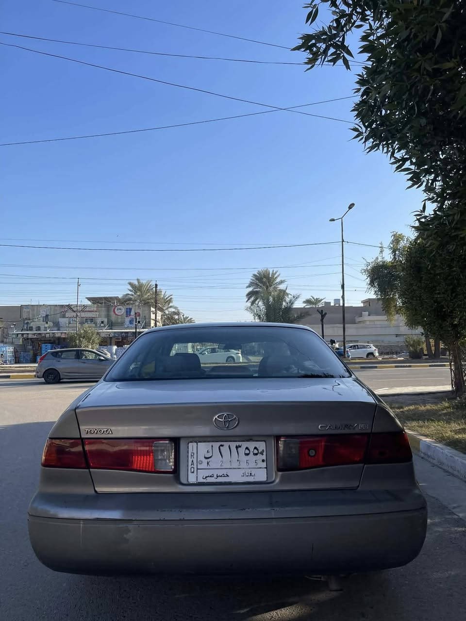 السلام عليكم 
كامري 2001 وارد امريكي Le 
محرك اربعة سلندر
محرك جديد 
كير ومحرك خير من الله 
كير اوتوماتيك 
جام كهرباء 
كرسي كهرباء 
تخم تاير جديد 
السعر 73 وبيها مجال 
بغداد الغزالية 
الرقم :***********
