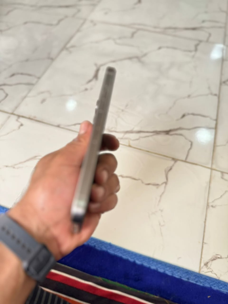 ايفون 15 برو ماكس ذاكره256 باتري 84 دبل خط نموذج زد اي الاصلي
مبدل شاشه فقط اصليه

كلو شغاله مابيه اي نقص 

السعر700 الف يرهم مراوس حسب القناعه

***********
