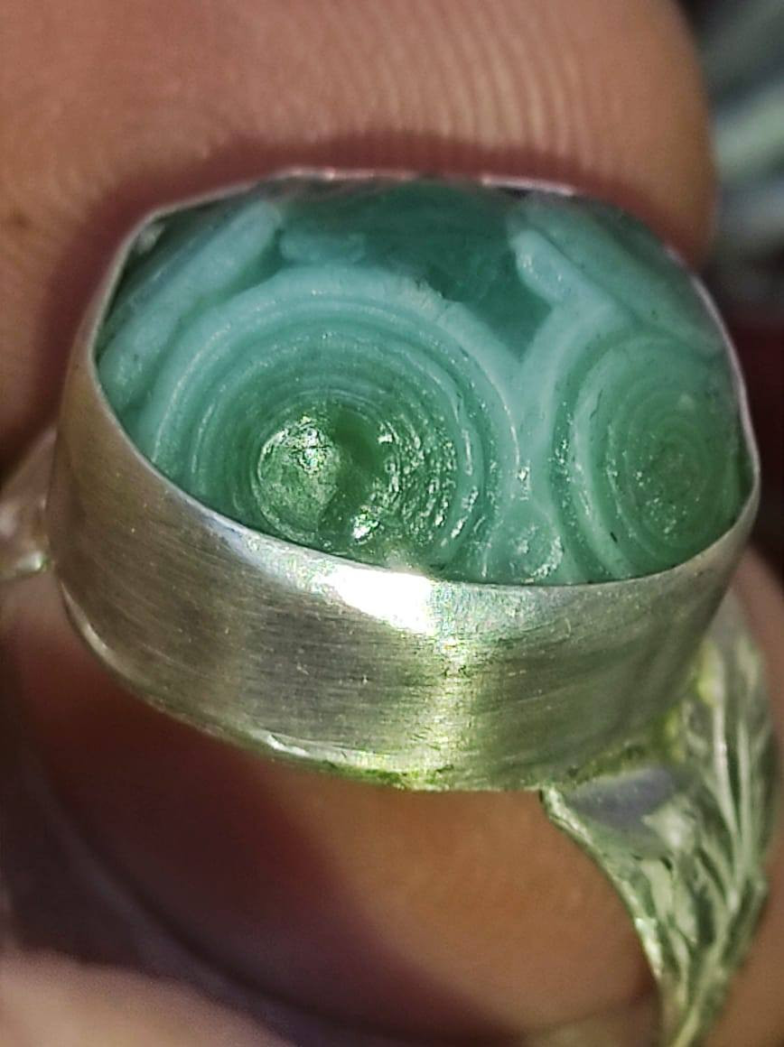 بسم الله
الوحش الخام 
طاقه مفوله 
روحانيه نارررر محبه فول 
كامل للحمل منجم 
٣٠ الف مال بلاش 
***********واتساب
