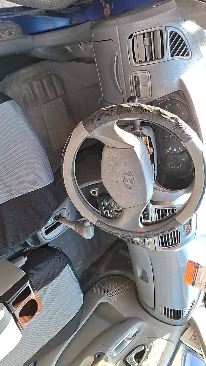 سلام عليكم اكسنت ٢٠٠٢ جاهزه من كولسي مكينه كير حداديه تخم تاير كلها جديده جاهزه  اريد مرارس ب مارسيدس ***********
