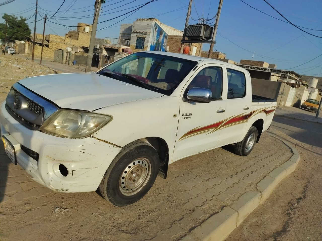 السلام عليكم فلاونزة 2006 سعودي شاصي 19 رقم بصره بيها رشات صبغ شاصي مكفول حدادية جديده تبريد شغال  محرك بي تبخير شرط مداور السعر 90 وبيها مجال حك الجيه مكان السيارة عماره مركز حي العسكري الشراي يتصل ويدلل ***********
‏‪0780 492 7243‬‏
اللهم صل على محمد وال محمد الطيبين الطاهرين
