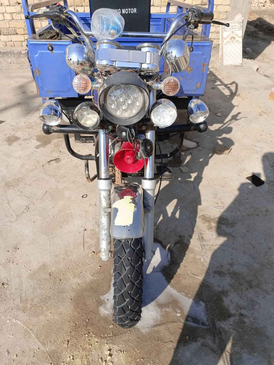 السلام عليكم ستوته للبيع الموديل واحد 21 20 ومكينه 25 صار لها شهرين مشدوده عالستوته الستوته كفاله عامه من كل شيء مداور للوكيل اللي يريد اتصل على الخط *********** هذا رقم الموبايل بي واتساب ماطب التعليقات نريد اخابر
