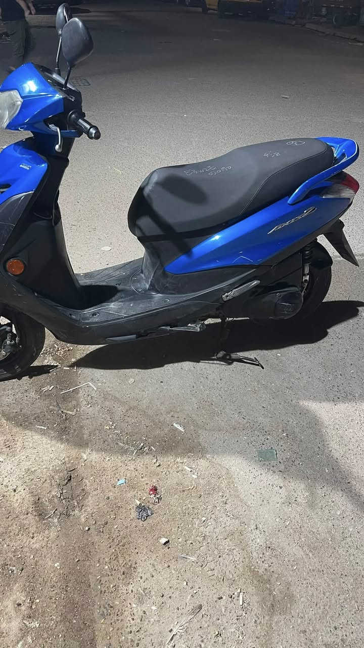 سلام عليكم
دراجة الكزز جديد البيع سعر
مليون 250 
العنوان بغداد الشعب 
متواجد  على راقم  
***********

