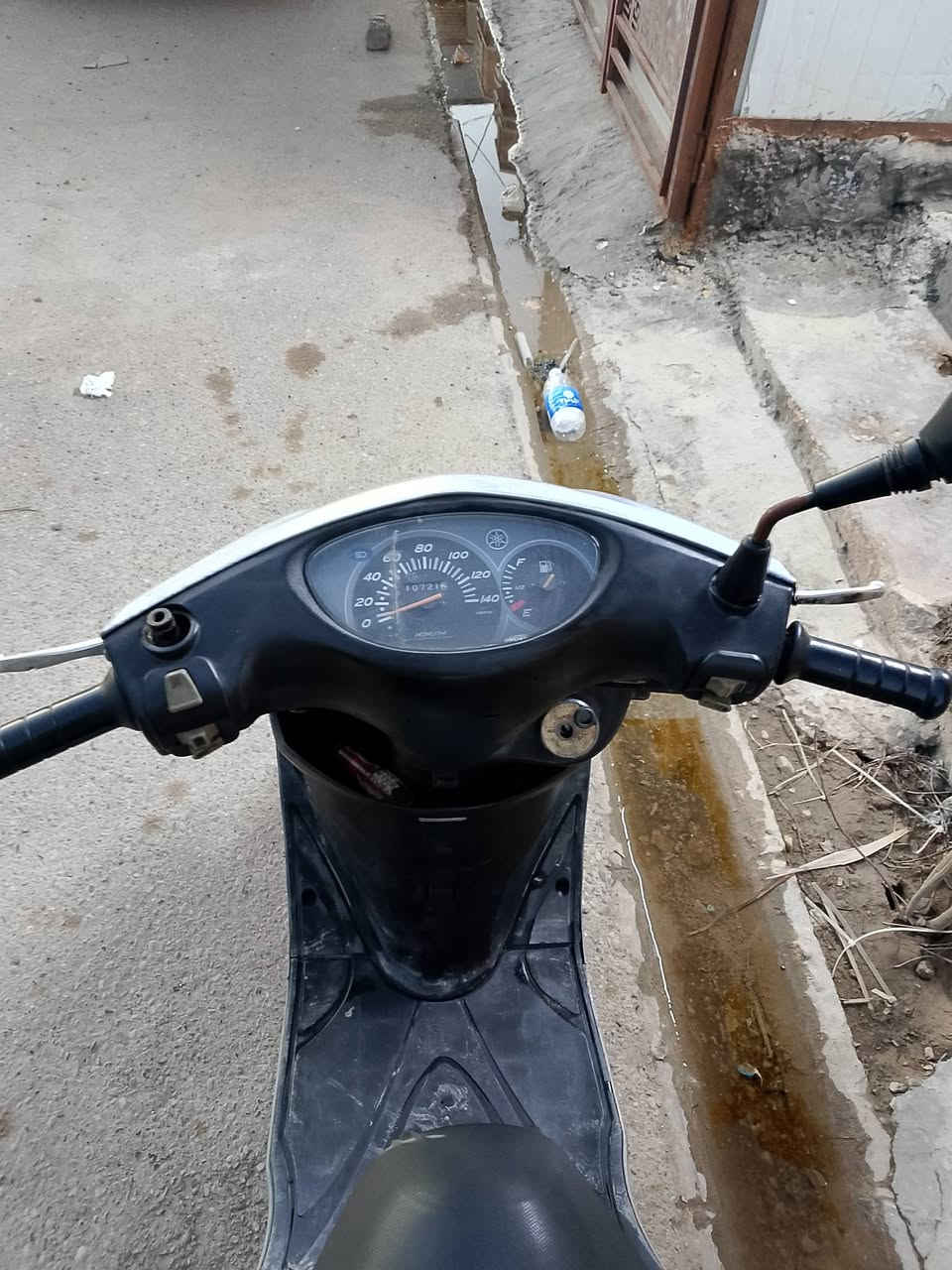 دراجة بريز مكينة ما مفتوحة اوراقها كاملة السعر 550 للتواصل ***********
