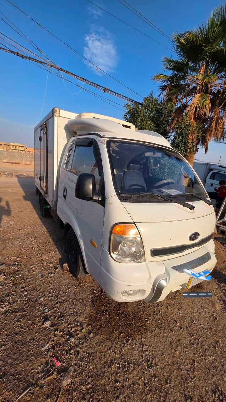 كيا براد  محرك ابيض 2008 تفاصيل على الرقم *********** واتساب او تصال
