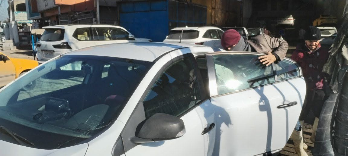 رينو فلونس ٢٠١٢ بيضاء نظيفة كير ومحرك قبغ اصفر المرغوب كفالة الدعامية مال ١٦ للجمالية شاشة كامرة hd بنزين عادي بيه بارد جوة قبغ البنزين ماشر والثانية مو بارد فقط شخط بايسكل ايضا ماشر على ايدي صار سنتين ونص كلشي بيه اصلي
السعر ٦٢ وبيه مجال والتواصل عالخاص


**إذا كنت صاحب هذا الإعلان وتريد حذفه لأي سبب، رجاءا أرسل رسالة إلى الدعم الفني**