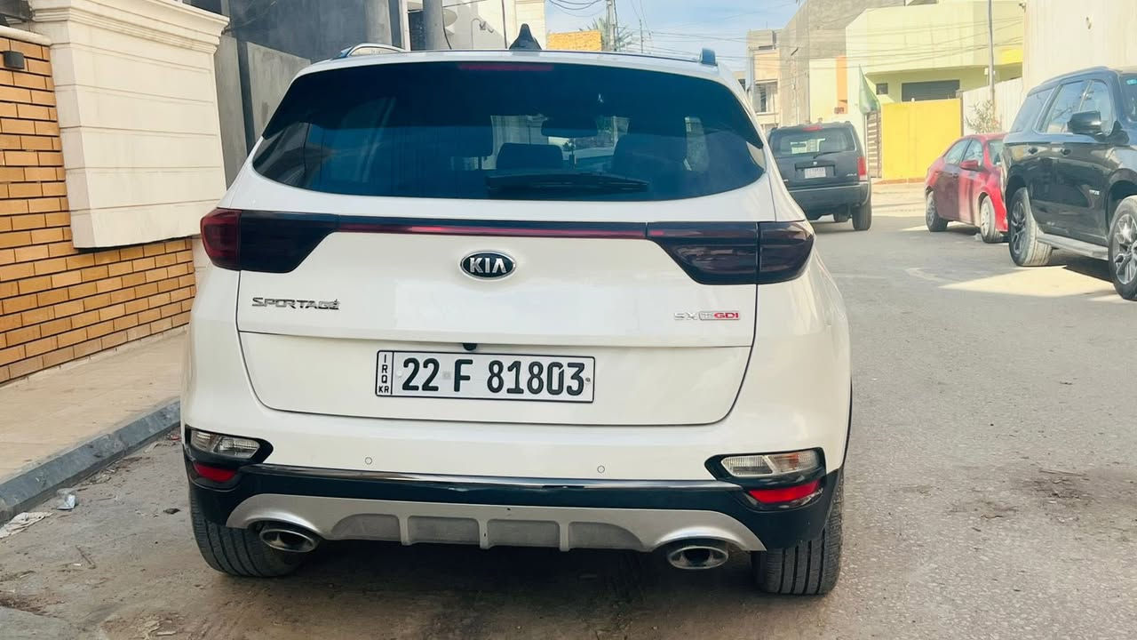 سبورتج 2021 فولوالفول ماشيه 35ميل جديده بمعنى الكلمة حادثه بسيط وموضح بالصور بيع أو مراوس بموديل احدث وسعرها 180 وبي مجال بسيط باسمي شرط التحويل
***********
