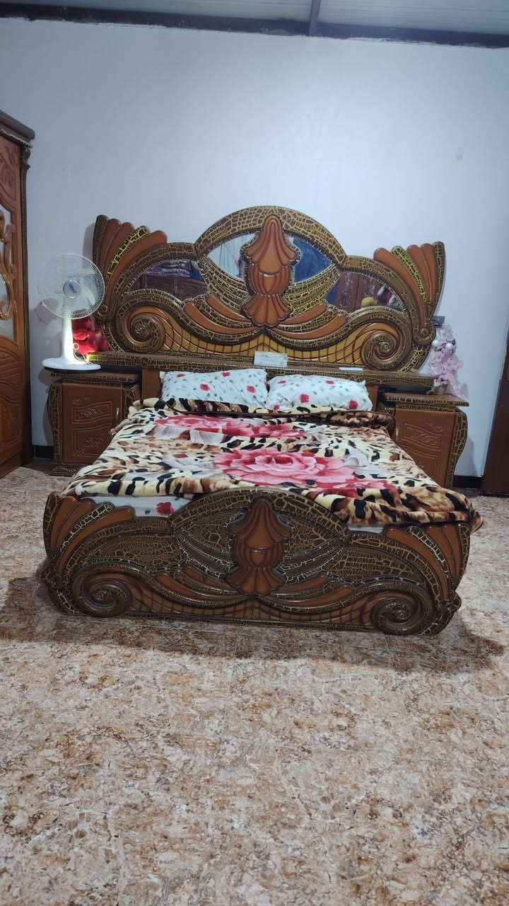 غرفه عراقيه للبيع 
450 تواصل خاص او ***********
