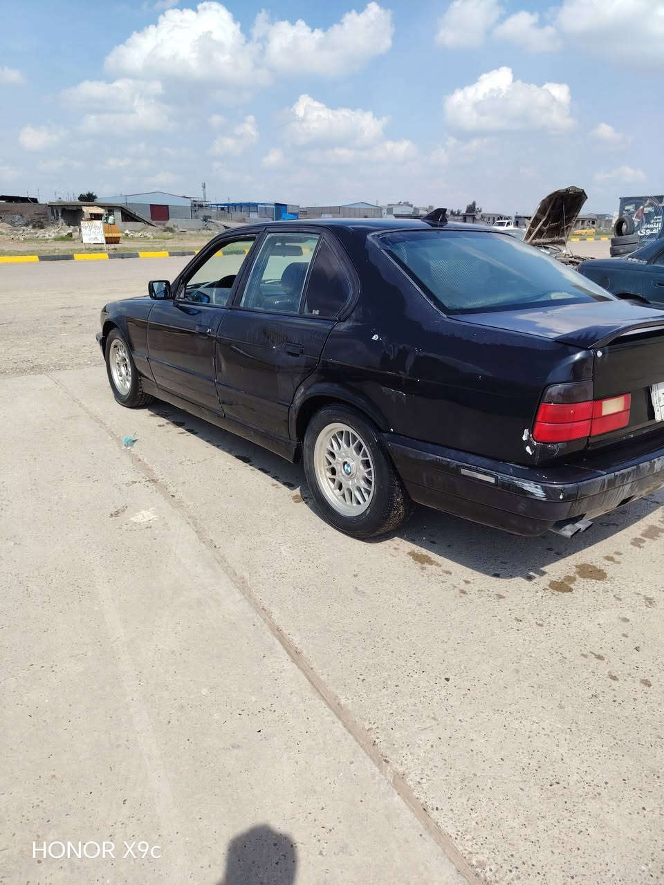 بي ام 525 موديل 95 جير محرك مقفول كوشينات كهرباء وجلد صاحب لا يوجد السعر 35 اتصال  ***********
