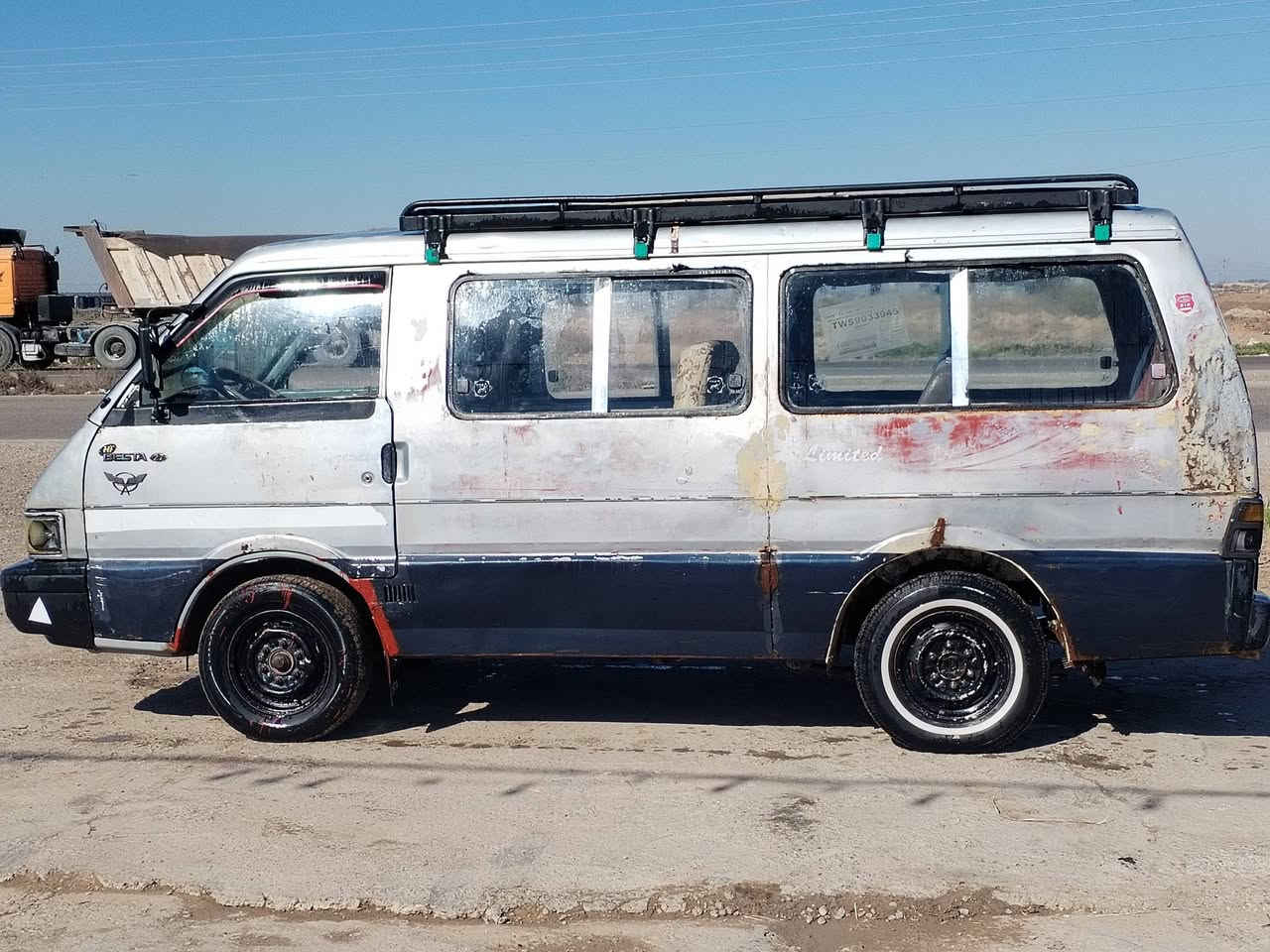 سلام عليكم كيه بسته لبيع موديل 94سنويه ل28/14/3 محرك وكير واكسل كفاله شواصي كفاله كهربايات كله شغاله سياره حلوه بلاديه بيه مكانات بيهن معجون تريد وكاله تريد تحويل السعر ٣٥وبيه مجال لطيبين مكان السياره ديالئ ***********
