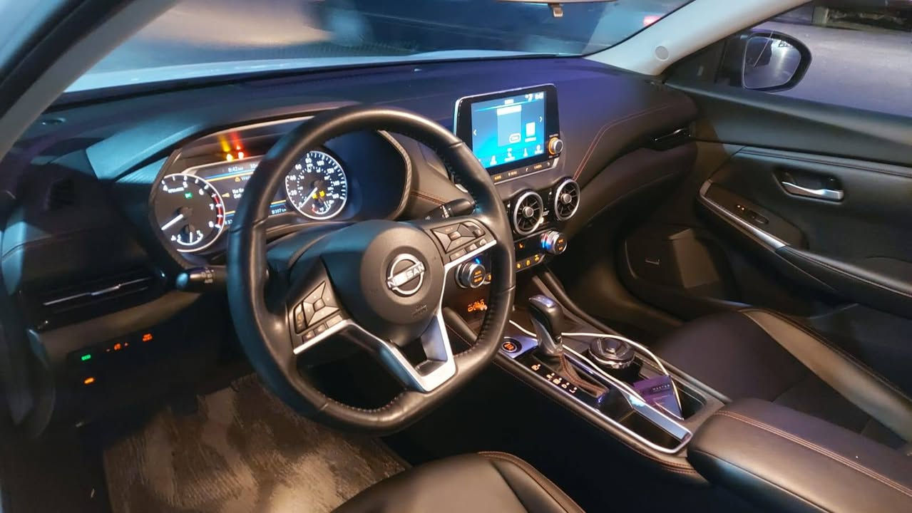 معوقين 

سنترا موديل 25 للبيع بسعر 165 

السيارة لونين ، فول مواصفات 
تنتة ، 
محرك 2000 gdi 
كير CVT 
كشنات،  ستيرن تدفئة 
لايت زنون 
نقاط عمياء + رادار خلفي يحتاج برمجة فقط ، 

الممشى 16 الف  كيلومتر قابل للزيادة  ، 
المكان البصرة الزبير ، 

حادثها جنطة و قليل من جاملغ ايمن خلفي  ،
واصل للشاصي بعد التاير  ، السيارة ما تسحك تاير و لا بيها مشكلة بالمشي ، 

رقم الشاصي : 3n1ab8dv0sy255035

رقم الموبايل واتساب فقط : *********** البصرة, العراق
