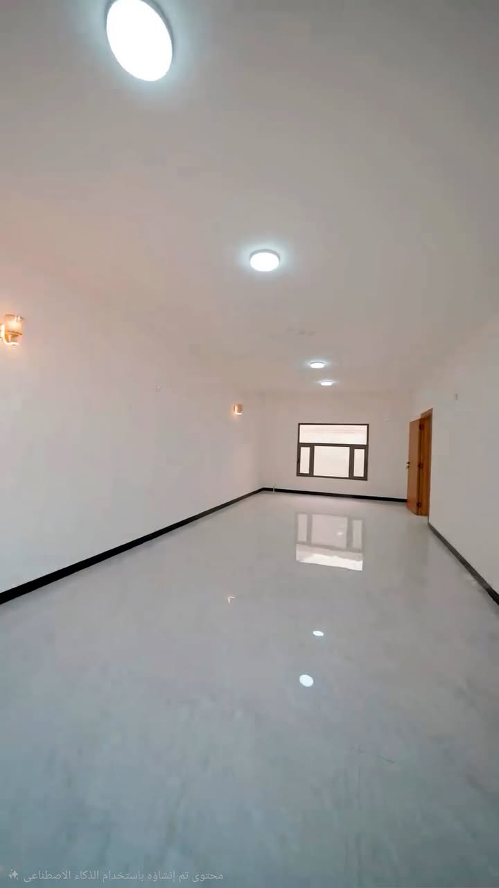 ✨ دار 200متر في مجمع الأميرات 2 السكني - جاهز للسكن 
الواصل 42 مليون دينار، سعر الكلي 122 مليون

يتكون البيت:
طابقين، غرفتين، بناء درجة أولى 
صالة كبيرة، استقبال، مطبخ، صحيات، كراج وحديقة

مبلغ المتبقي قسط: 320 ألف شهريًا، للمصرف العقاري 

📩 للمهتمين، اكتب (تم) في التعليقات لتصلك التفاصيل عبر الخاص.

📞  اتصال/واتساب ***********
📞  اتصال/واتساب ***********
