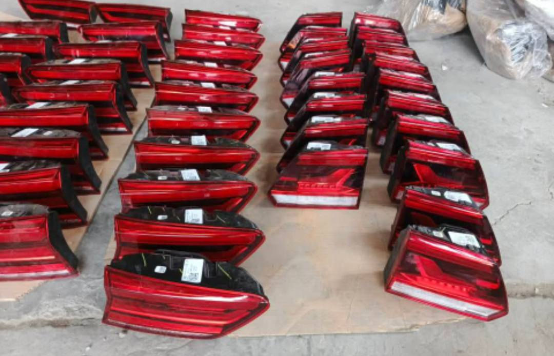 كراج اطلس
ليت 2023&2024

صتوب ليت خلفي 2023&2024

عنوان كركوك دارمان 
قرب مشتل محمد

*********** واتساب
