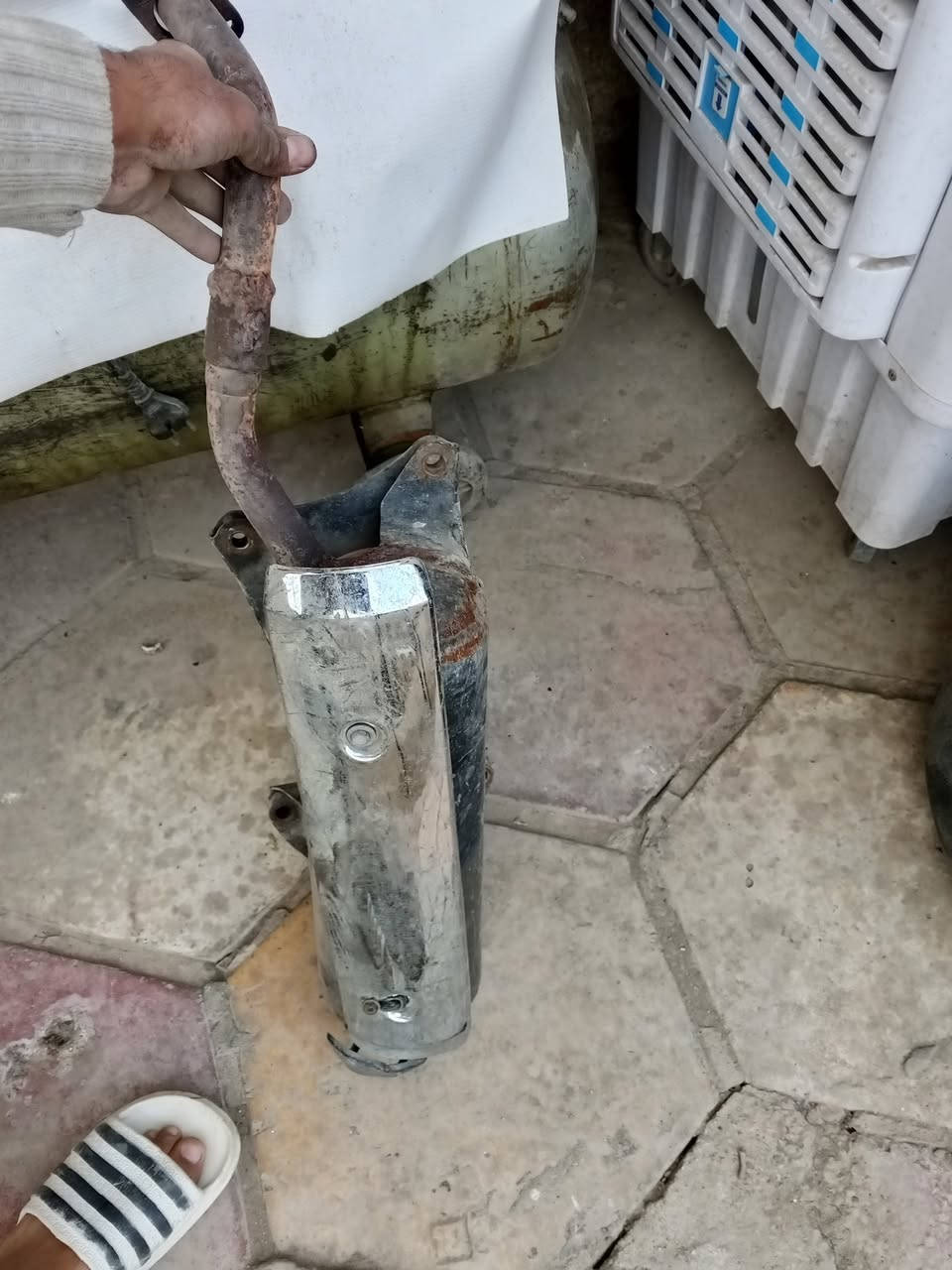 سلامو عليكم متوفر غراض فورزه 06 للبيع 
تفصيغ وشرط الفحص وموجود كتف شحن جديد واصلي 
اسعار مناسبه مكان بغداد الدوره توصيل ماكو 
واتس اب ***********
