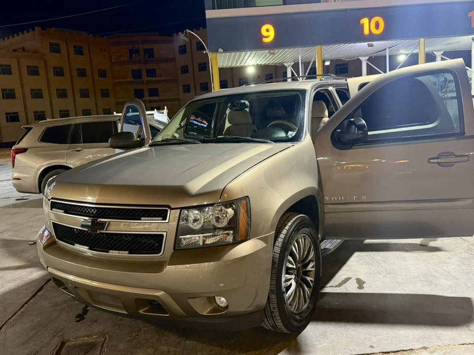 تاهو (LT)خليجي مكفوله من  كص
كير أو مكينه كارتون 
تخم تاير جديد 
سياره بلكارتون 
السعر (95)
***********
