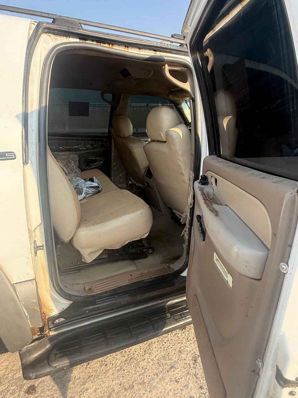 سلام عليكم يوكن الفينه موديل2004ادوات سياره مكينه تبخر ابيعه كوم حديد مكفوله من لعشاير والانتربول المكان بصره سعر 22وبيه مجال الاتصال والستفسار على الرقم ***********
