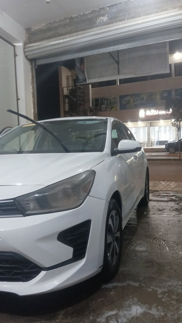 كيه ريو 2023 وارد امريكي
ضربته بالوجه
مواصفات 
بصمه
 تحكم استيرن
محرك 1600
حساسات
تبريد ثلج
بعد مواصفات هواي 
السعر 112 وبيه مجال 
رقم الهاتف ‏‪0785 595 5733‬‏
