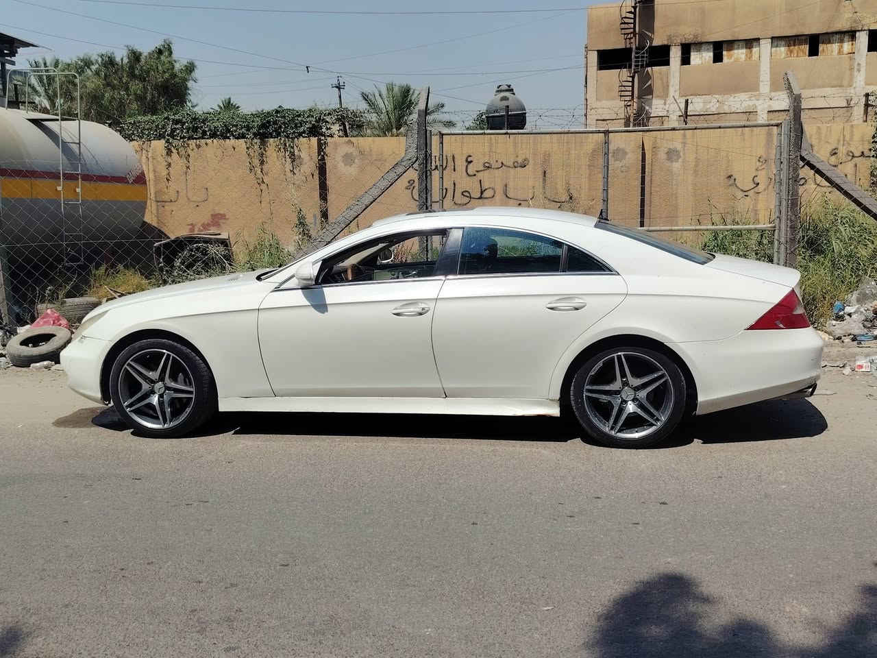 السلام عليكم مارسدس َمتومة cls 350 2008 كصة قمارة فقط ارقام وسنوية أربيل انكليزي السنة ٢٠٢٨ نواقص بسيطة بيهه نصبتها حيل حلوة اريد مراوس بسيارة اصولي مكفولة سرقة وعشاير *********** مكاني بغداد سعرها ٤٣ ورقة وبي مجال
